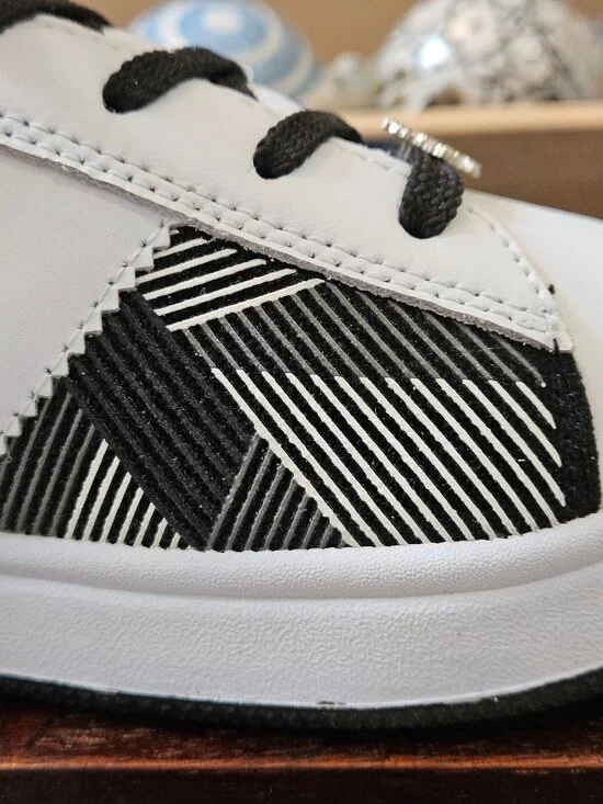 Luxury Kicks (Vlado) Men's Fashion Sneakers, White, Sz 12 - Picture 10 of 16